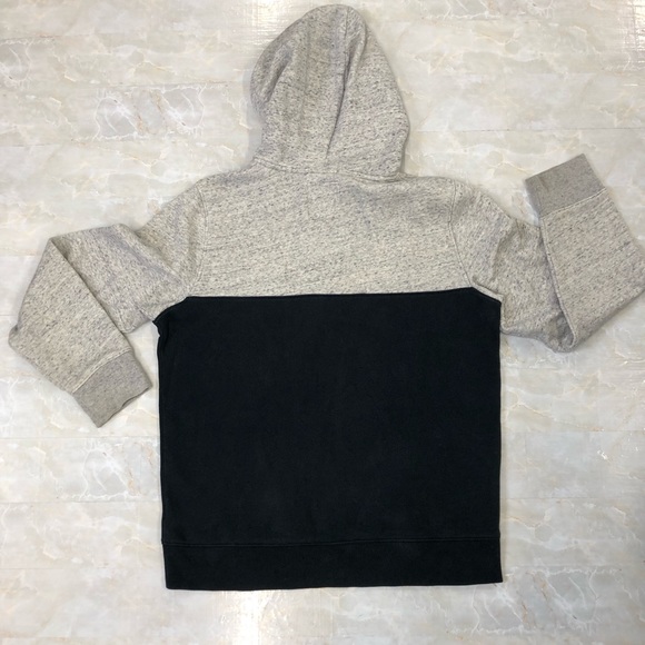 Hollister Sweater Size M - Picture 2 of 6